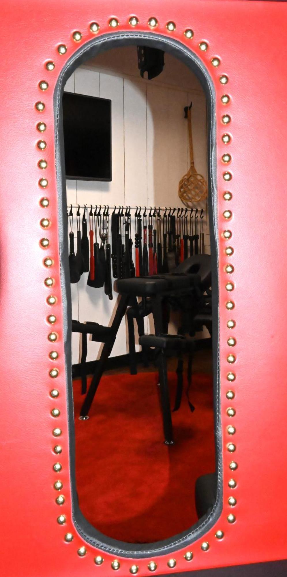 Love Room Donjon Dol In Love Bdsm Dol-de-Bretagne Dış mekan fotoğraf